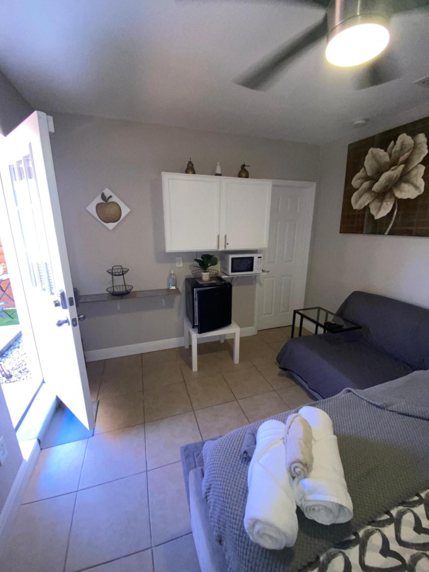 טאמפה Luxurious Cozy Studio. מראה חיצוני תמונה